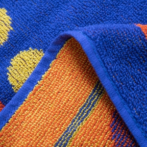 Wholesale Custom Sand Free Yarn-dyed Embossed Beach Towel 2025 New Design Cotton Terry 70*140 Jacquard Pool Swimming Beach Towel