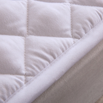Quilted Water-Resistant Mattress Pad