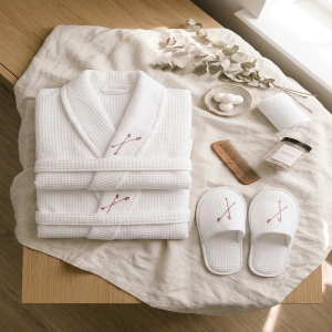The Best Anniversary Gift Set--Personalised Waffle Dressing Gwon and Slipper Couple Gift Set 
