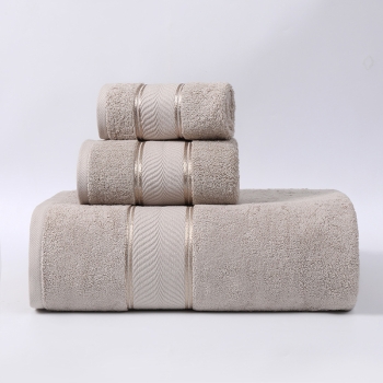 OEM/ODM Soft absorbent Bathroom Towels Fluffy & Soft Cotton Towel Set