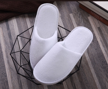 Personalized logo White Coral Fleece Hotel Disposable Slipper Closed Toe 
