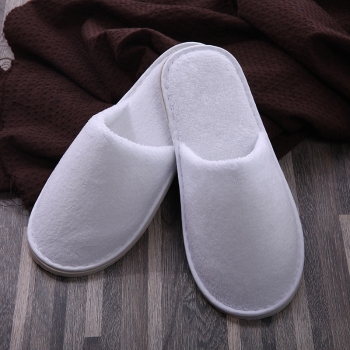 Personalized logo White Coral Fleece Hotel Disposable Slipper Closed Toe 