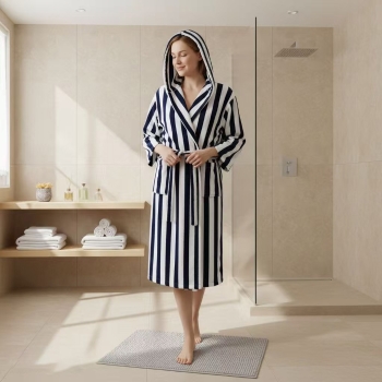 Customized 100% Cotton Yarn Dye Striped Hooded Style Bath Robes Unisex