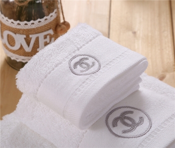Factory Direct Price Custom Logo Towels Gift Towel Set 