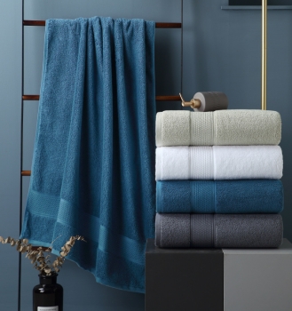 Plush and Absorbent 100% Cotton Towels