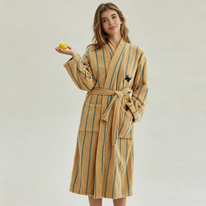 Factory Wholesale 100% Cotton Terry Yarn Dyed Jacquard Bathrobe Custom Design 