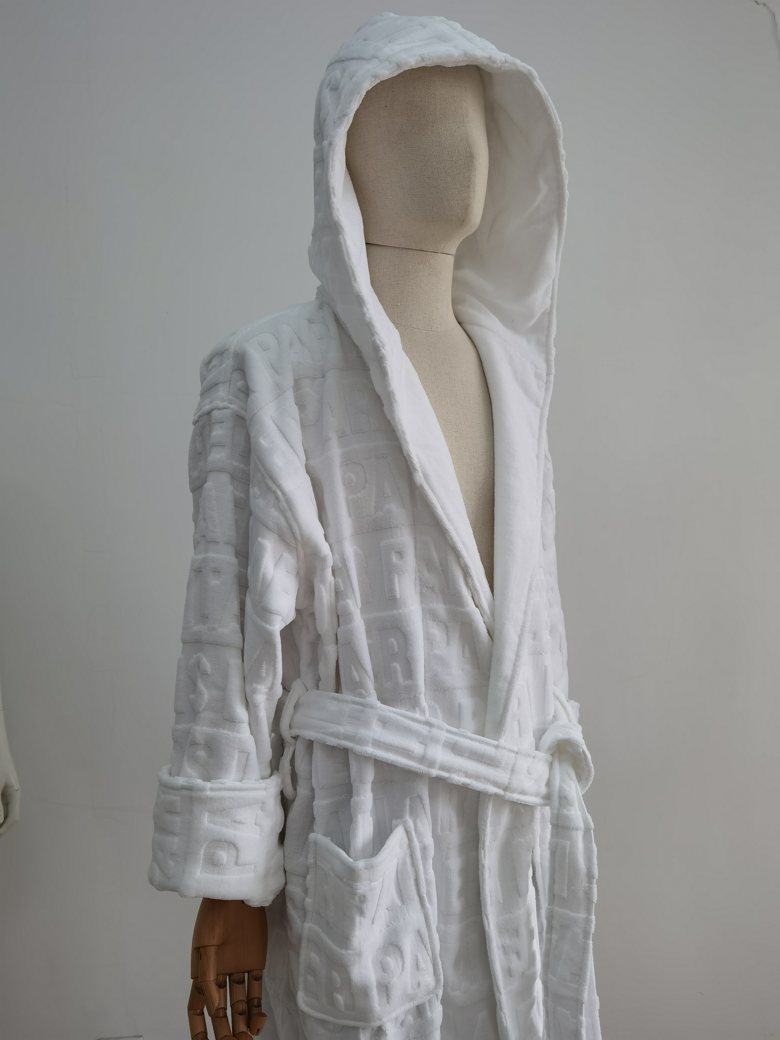 Personalized Embossed Logo 100% Cotton Terry Toweling Hooded Bath Robes