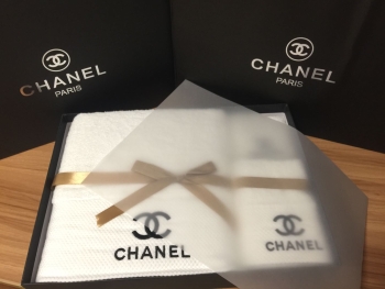 The best Gift Set Towel Cotton with Embroidery Logo for Bathroom 