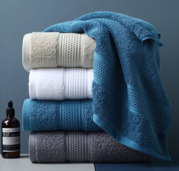Plush and Absorbent 100% Cotton Towels